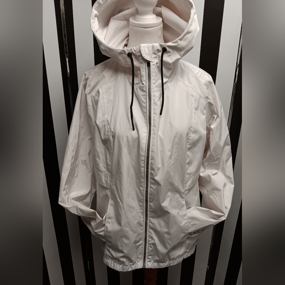 Calvin Klein performance jacket - Picture 3 of 8